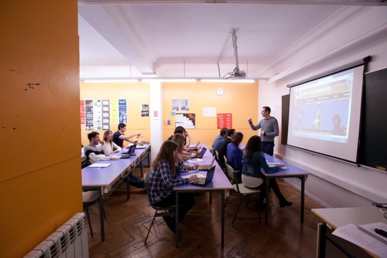 El alumnes de Prat tenen un 22% més d’inserció laboral que la mitjana