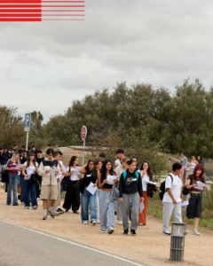 Alumnat de primer de Prat FP participant en una activitat conjunta