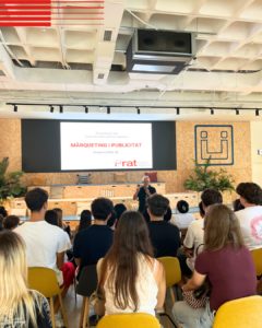 Presentació del curs de Màrqueting i Publicitat de Prat FP a YouPlanet Barcelona